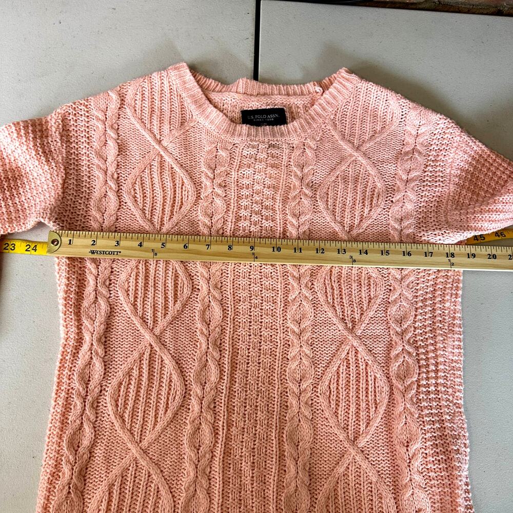 U.S. Polo Assn. Women's Chunky Cable Knit‎ Pink Sweater Size Medium - Picture 9 of 10